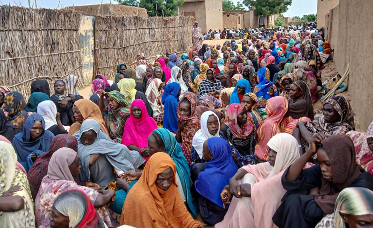 السودان: حاكم دارفور يطالب بحماية المدنيين في الفاشر بعد سيطرة «الدعم السريع» عليها
