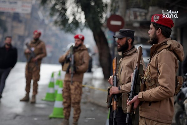 القوات السورية تبسط سيطرتها على الاشرفية في حلب .. وتجهز لنقل مسلحي