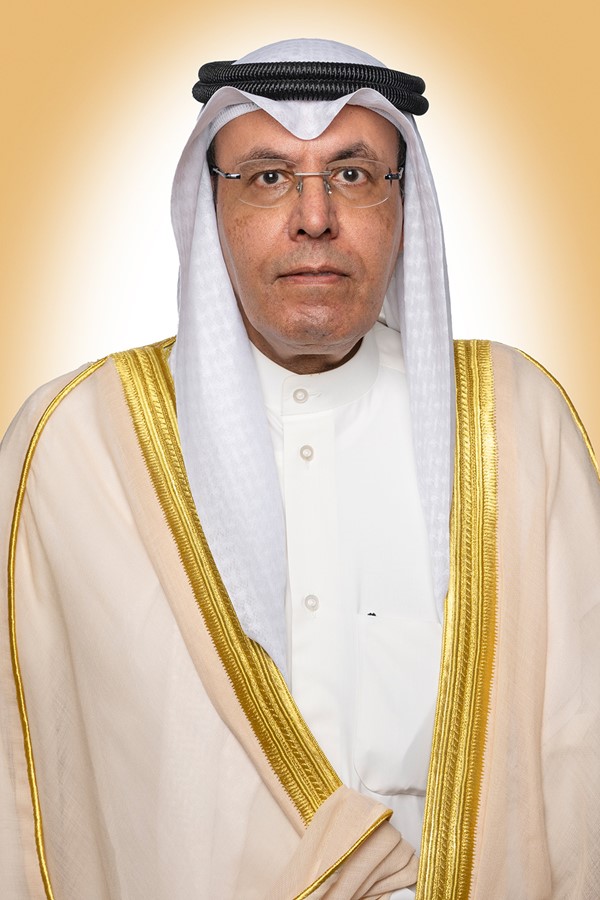 د. العدواني يجري تدويراً لمديري المناطق التعليمية وإدارات مركزية