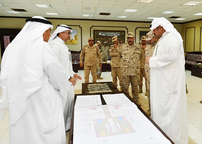 وزير الدفاع الشيخ عبدالله العلي: توفير البيئة الملائمة لحماة الوطن لتمكينهم من البذل والعطاء ورفع درجة جاهزيتهم