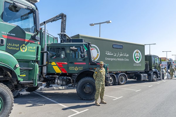 رئيس مجلس الوزراء يرعى ويحضر افتتاح المعرض العسكري بمناسبة الاحتفال بالأعياد الوطنية