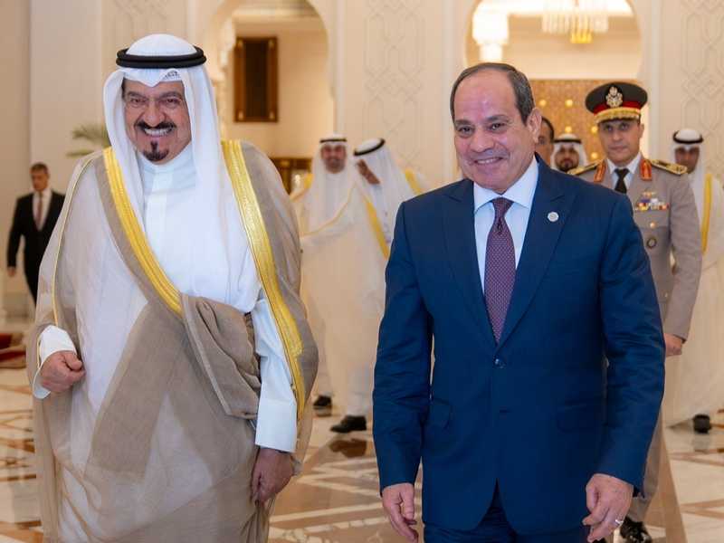 ÇáÑÆíÓ ÇáãÕÑí íÓÊÞÈá ÑÆíÓ ÇáæÒÑÇÁ Ýí ÞÕÑ ÇáÇÊÍÇÏíÉ ÈÇáÞÇåÑÉ