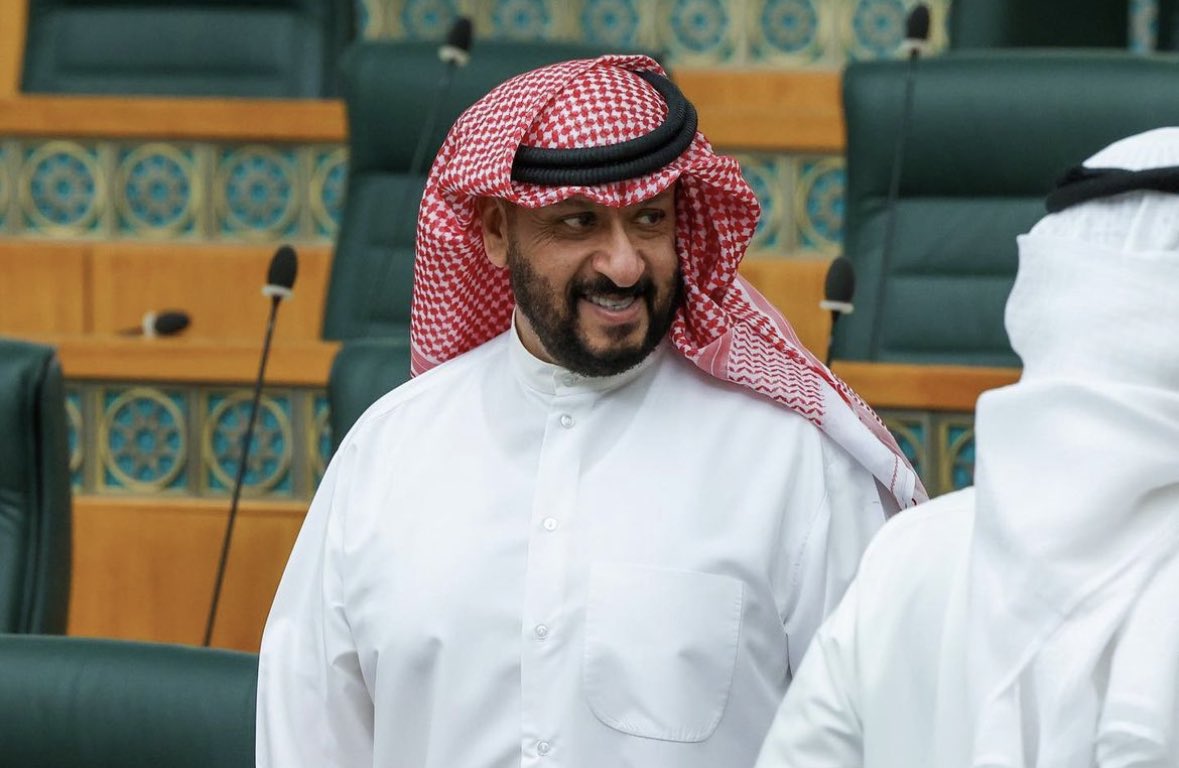 الخالد يُحرّر الكويتيين من القيود الأمنية