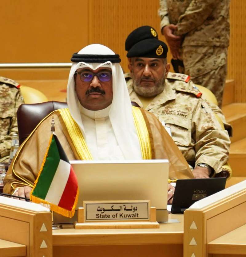 عبدالله العلي لوزراء دفاع الخليج: الظروف الدولية تدفعنا لأقصى درجات الجاهزية واليقظة