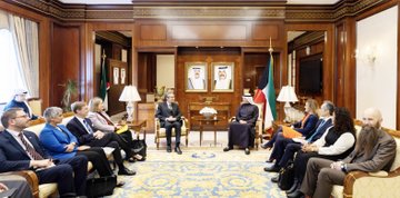 وزير الخارجية الشيخ سالم العبدالله بحث مع رؤساء بعثات مجموعة (G7) التطورات الإقليمية والدولية